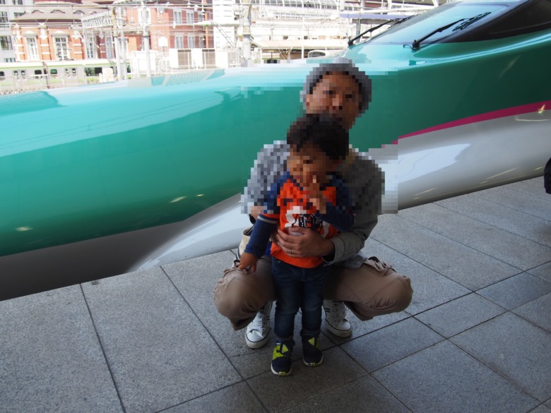 電車好きの子供におすすめ 目の前で新幹線が見れる東京駅 周辺観光はママ パパも大満足 もくたんろぐ